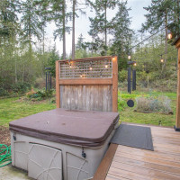 975 Little Valley Lane, Greenbank, WA 98253