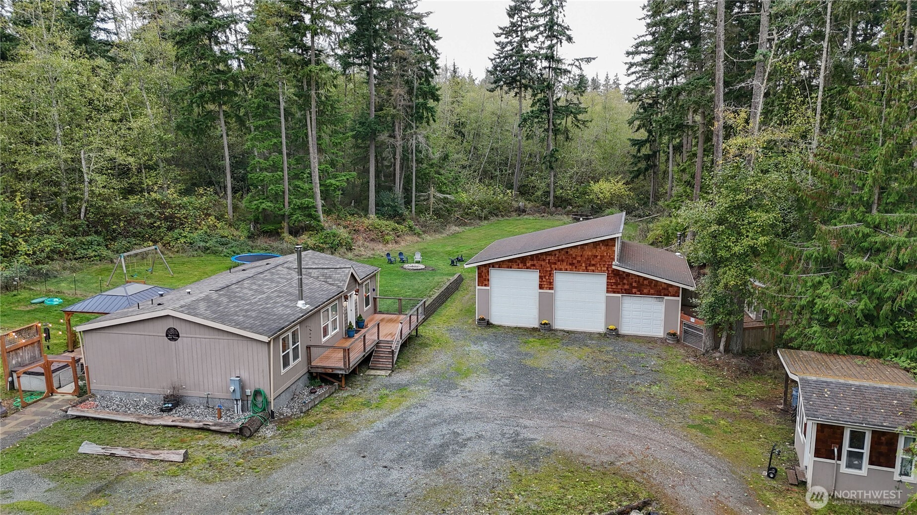 975 Little Valley Lane, Greenbank, WA 98253