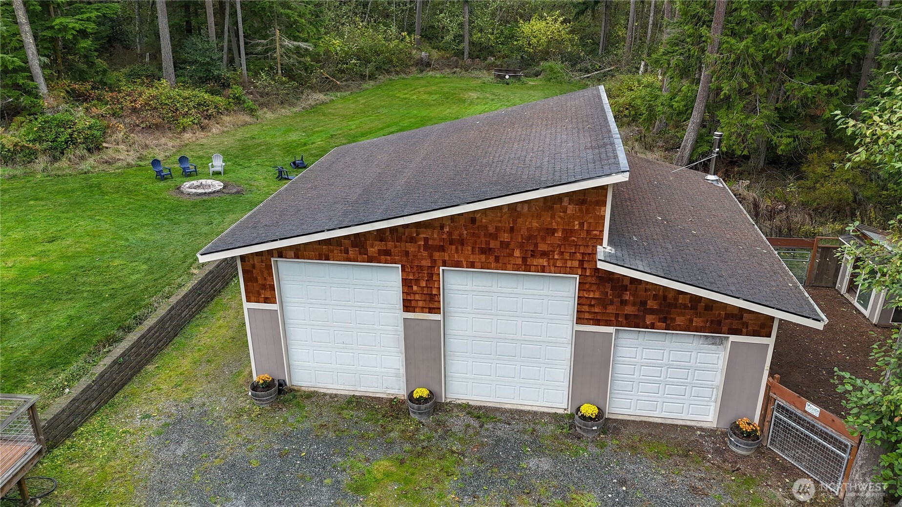 975 Little Valley Lane, Greenbank, WA 98253