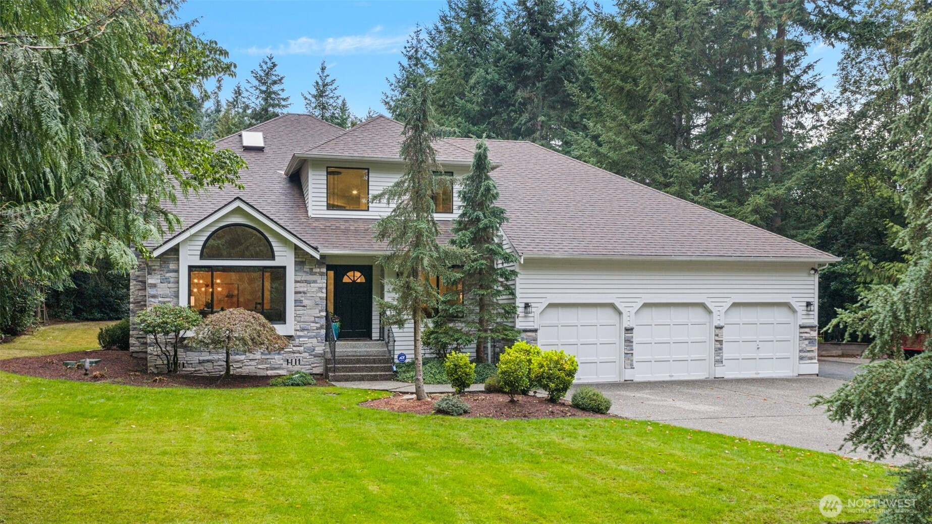 22126 53rd Avenue SE, Bothell, WA 98021
