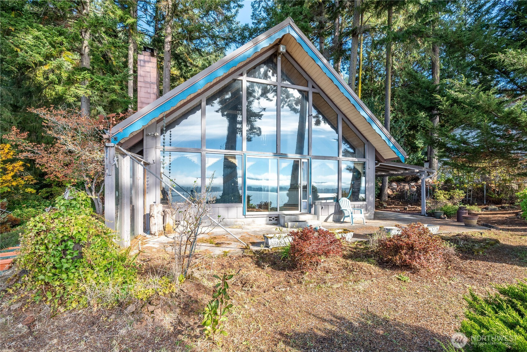 10 W Cape Horn Road, Cathlamet, WA 98612