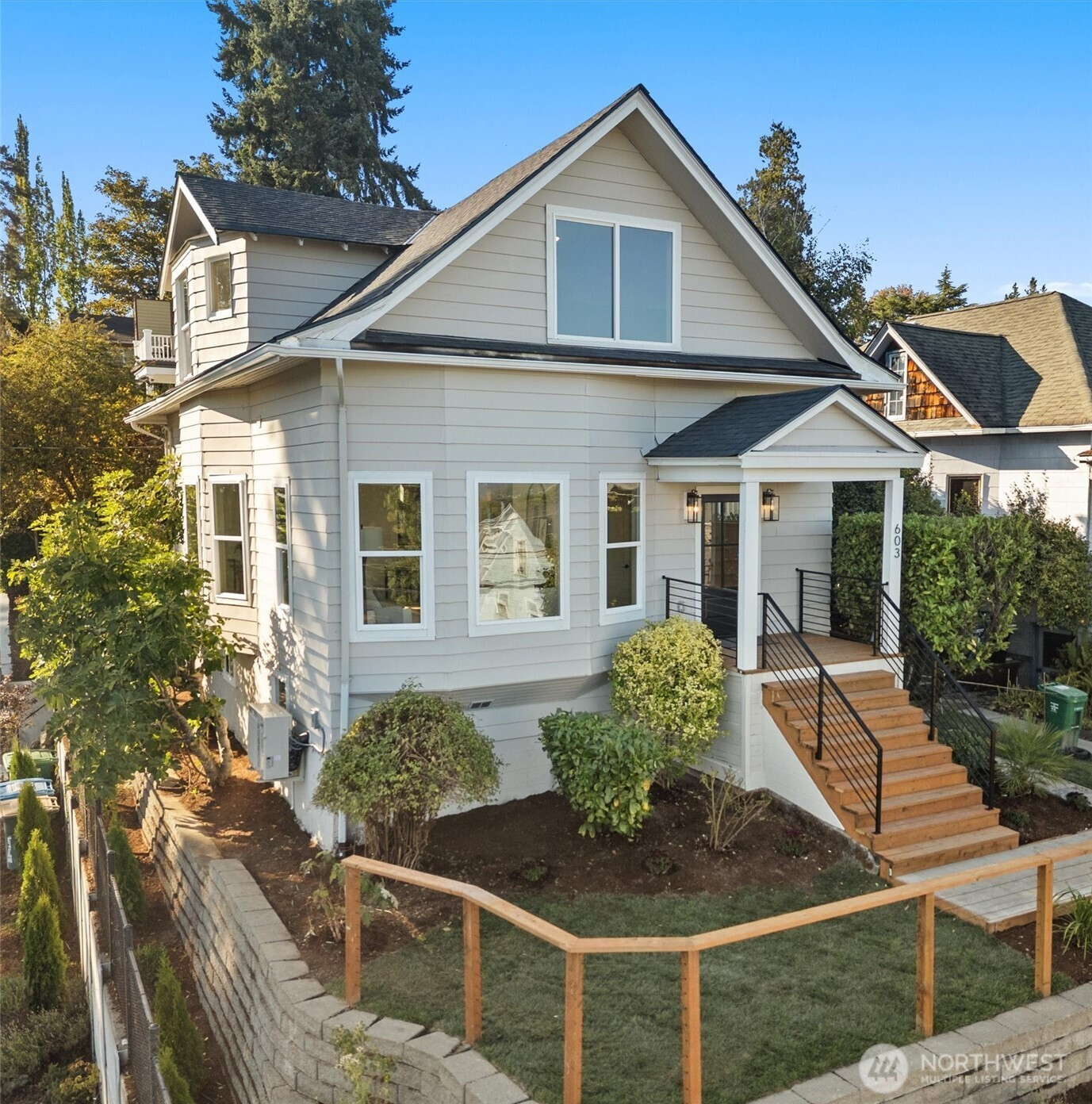 603 24th Avenue E, Seattle, WA 98112