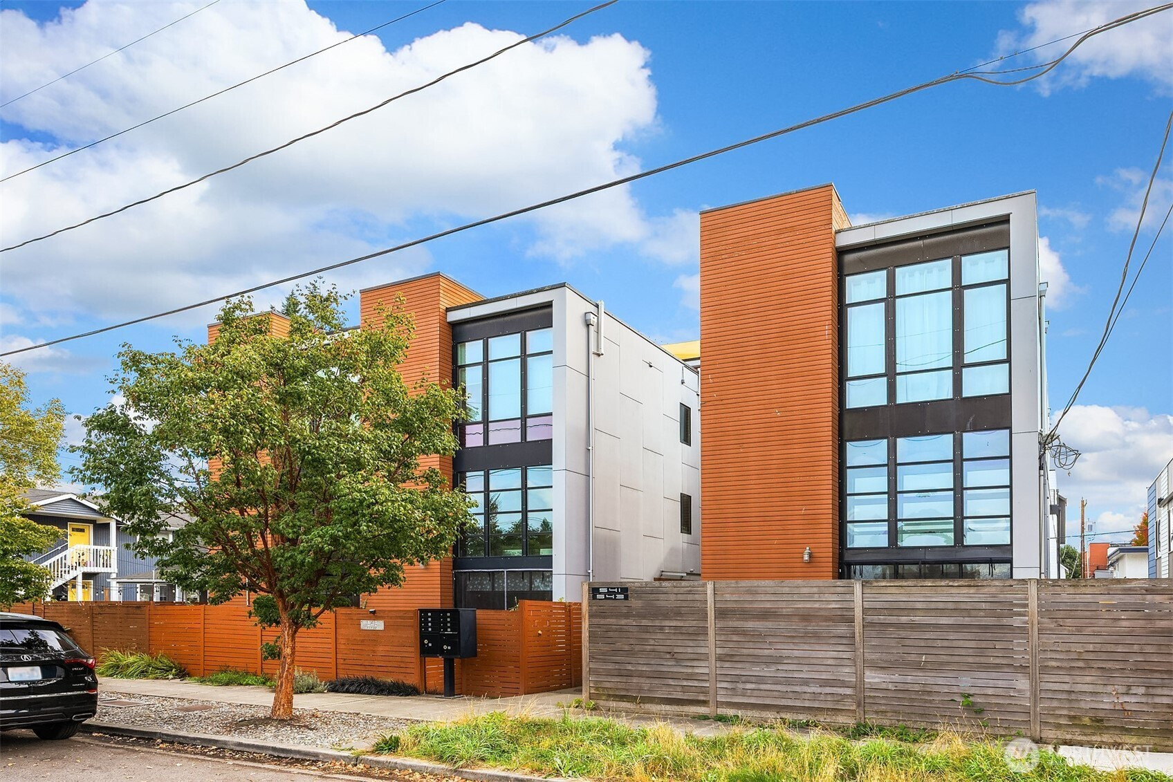 545 S Sullivan Street, Seattle, WA 98108