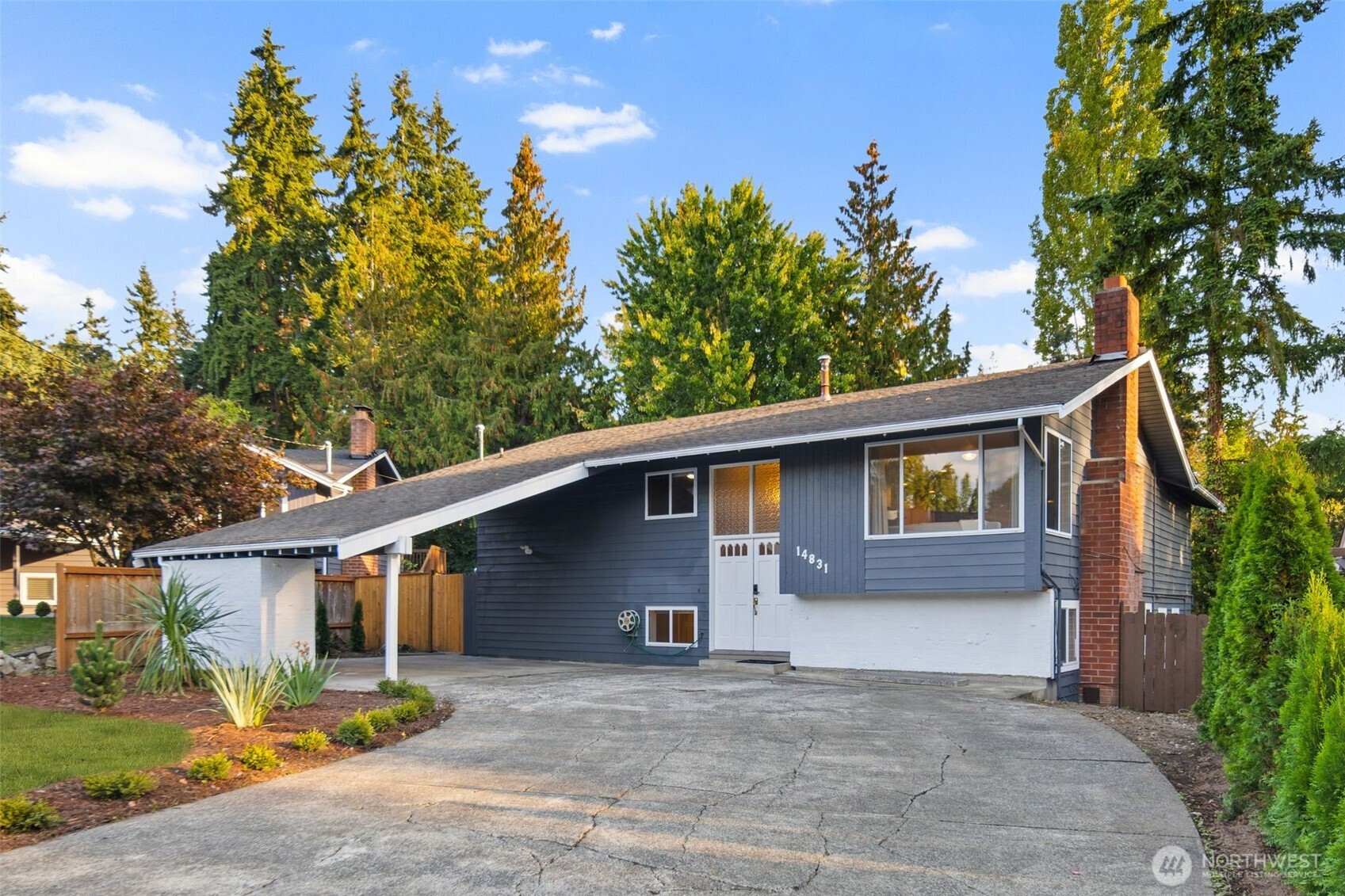 14831 NE 14th Street, Bellevue, WA 98007