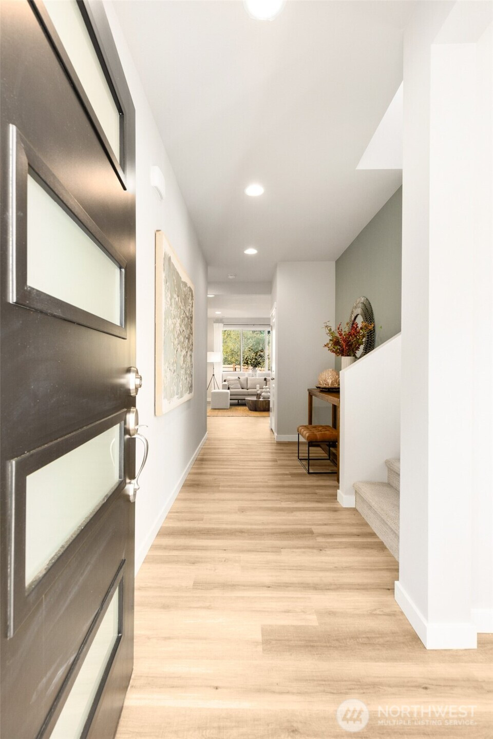 368 NE Shadowhawk Lane, Bremerton, WA 98311