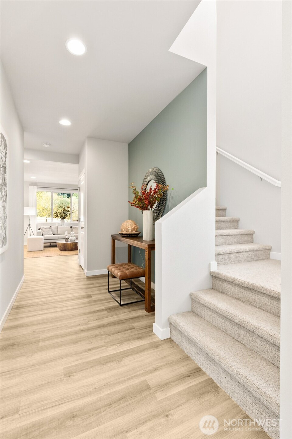 368 NE Shadowhawk Lane, Bremerton, WA 98311