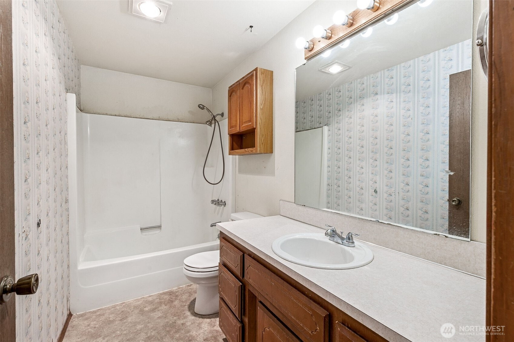 6707 Miner Drive SW, Tumwater, WA 98512