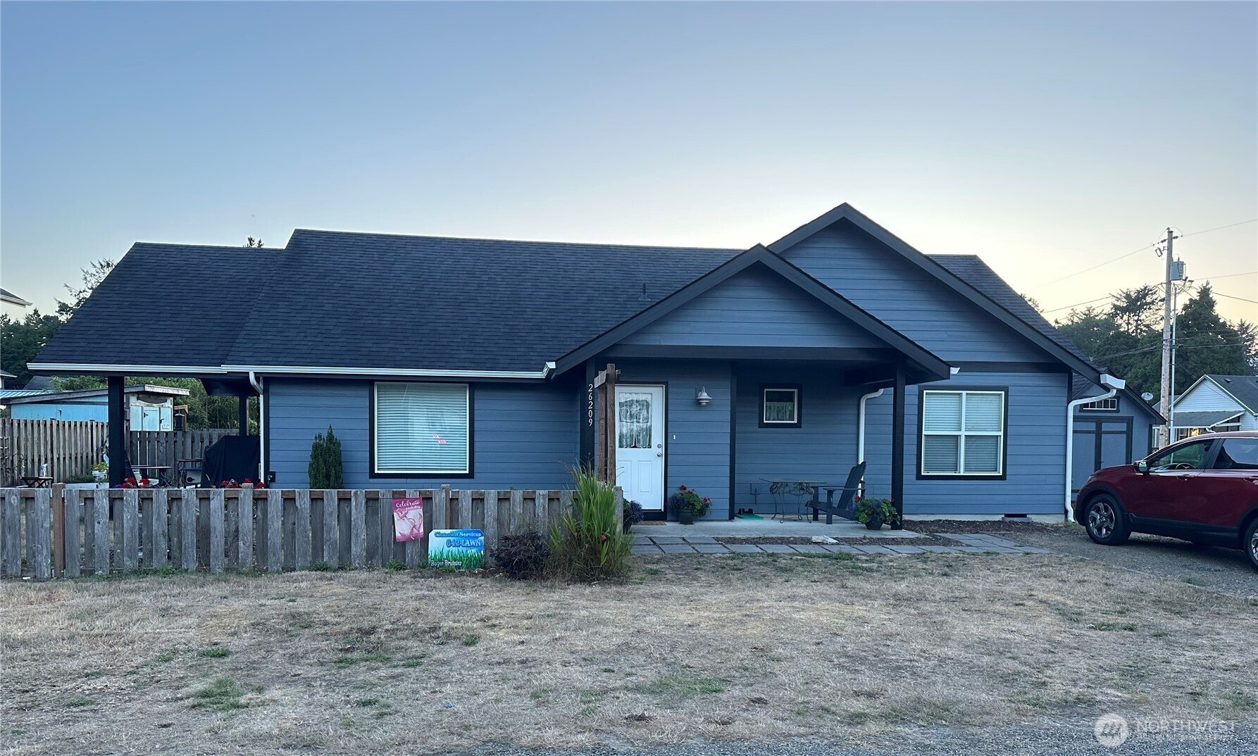 26209 N Place, Ocean Park, WA 98640