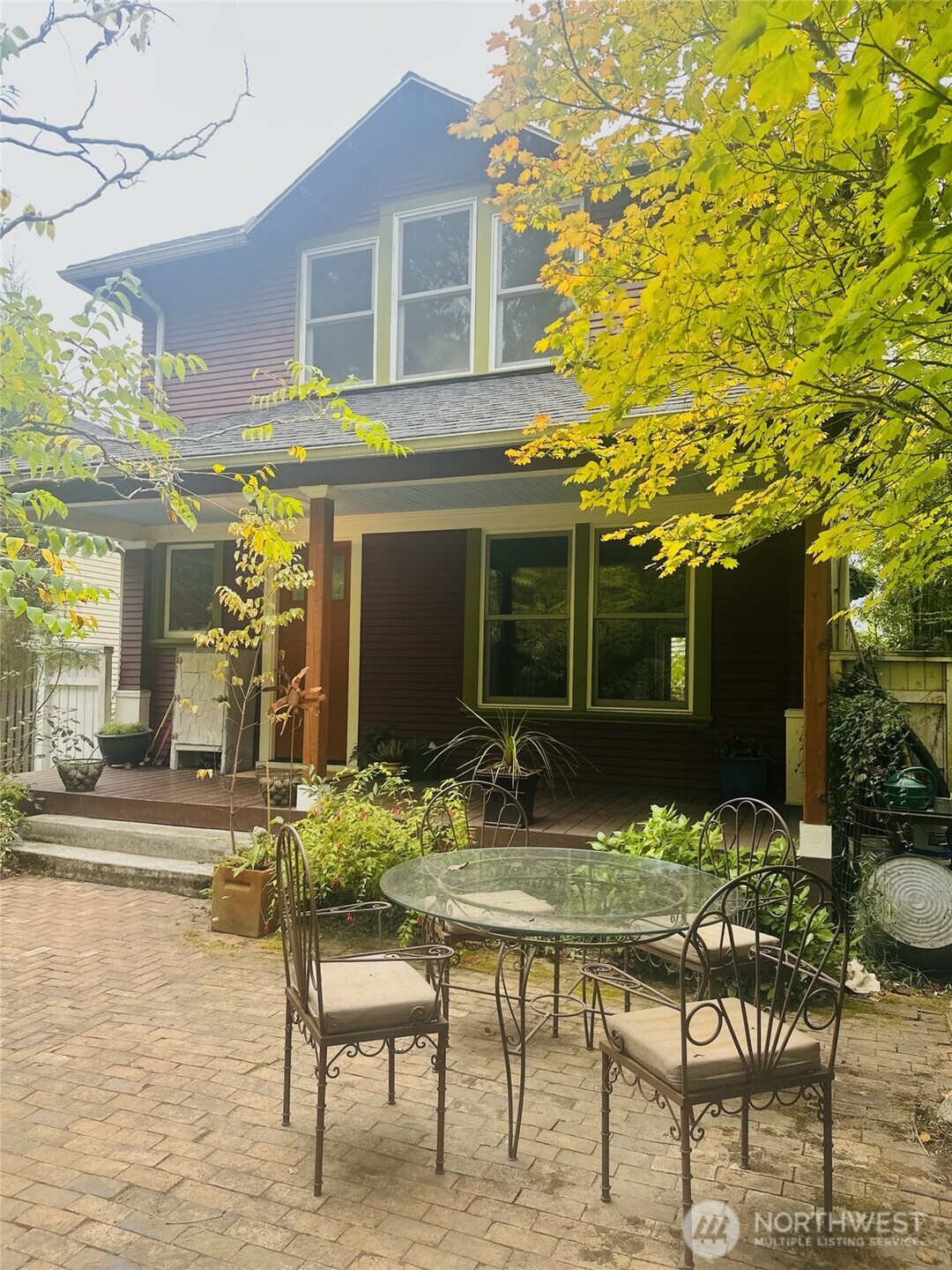 825 15th Avenue, Seattle, WA 98122