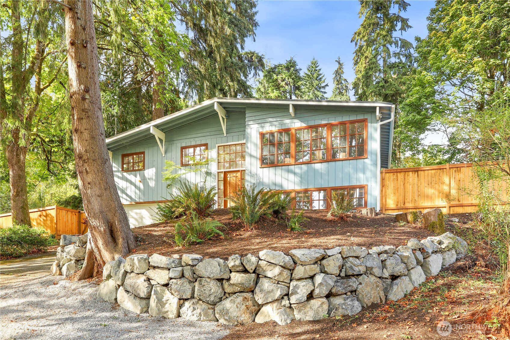 18228 Broadway Avenue, Clearview, WA 98296