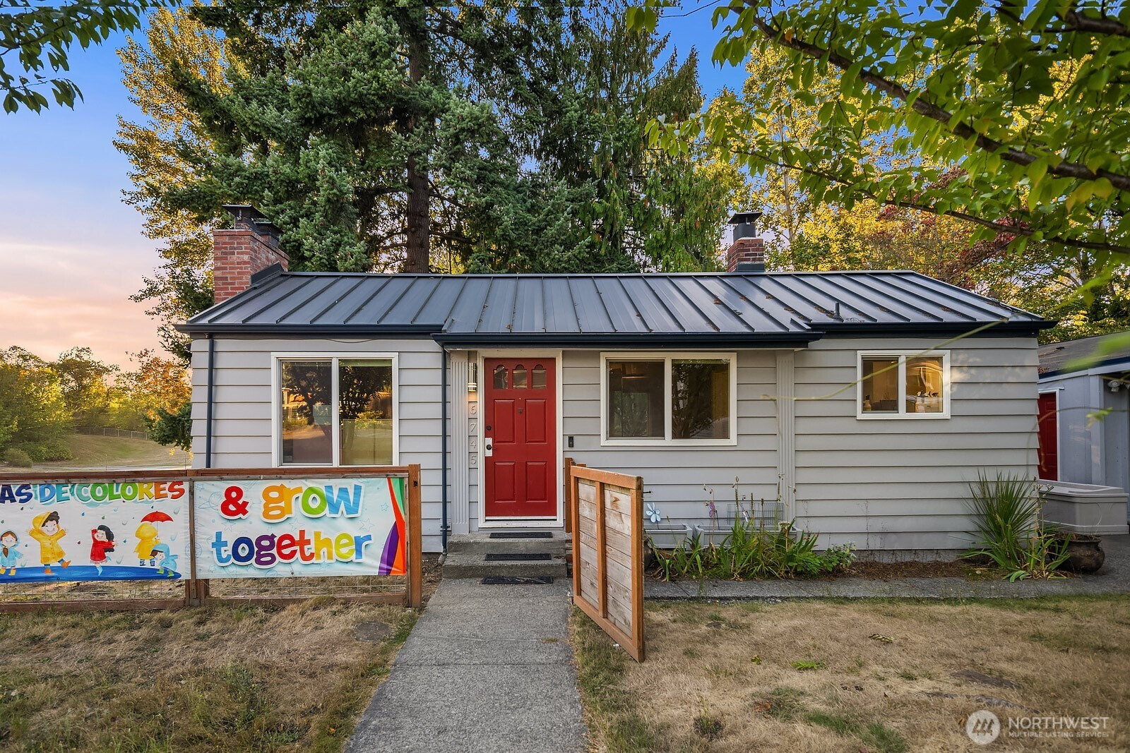 6745 18th Avenue SW, Seattle, WA 98106
