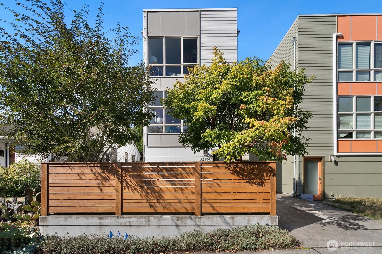 6719 14th Avenue NW, Seattle, WA 98117
