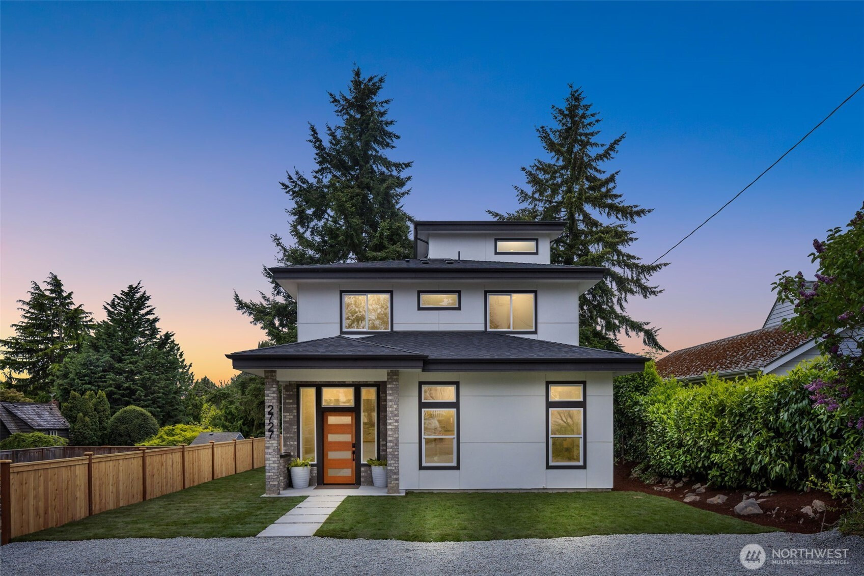 2727 50th Avenue SW, Seattle, WA 98116