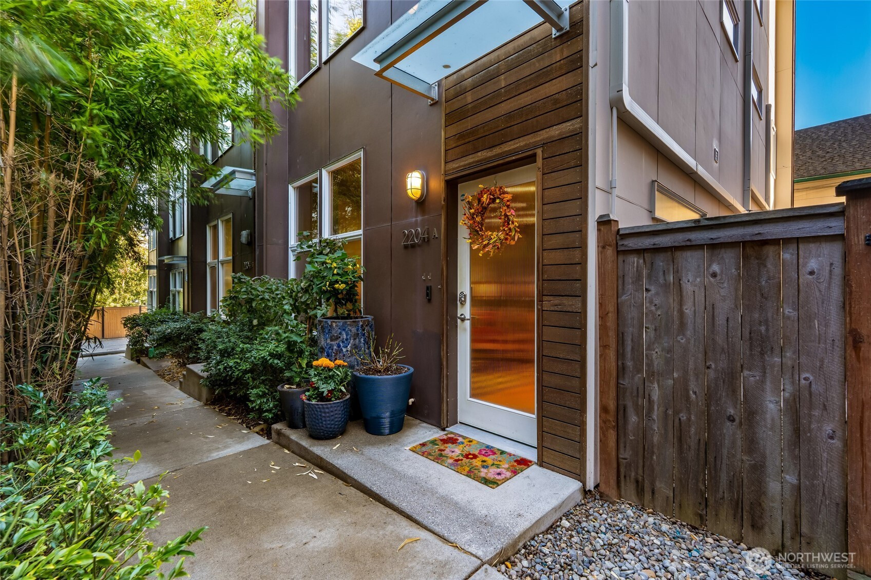 2204 California Avenue SW, Seattle, WA 98116