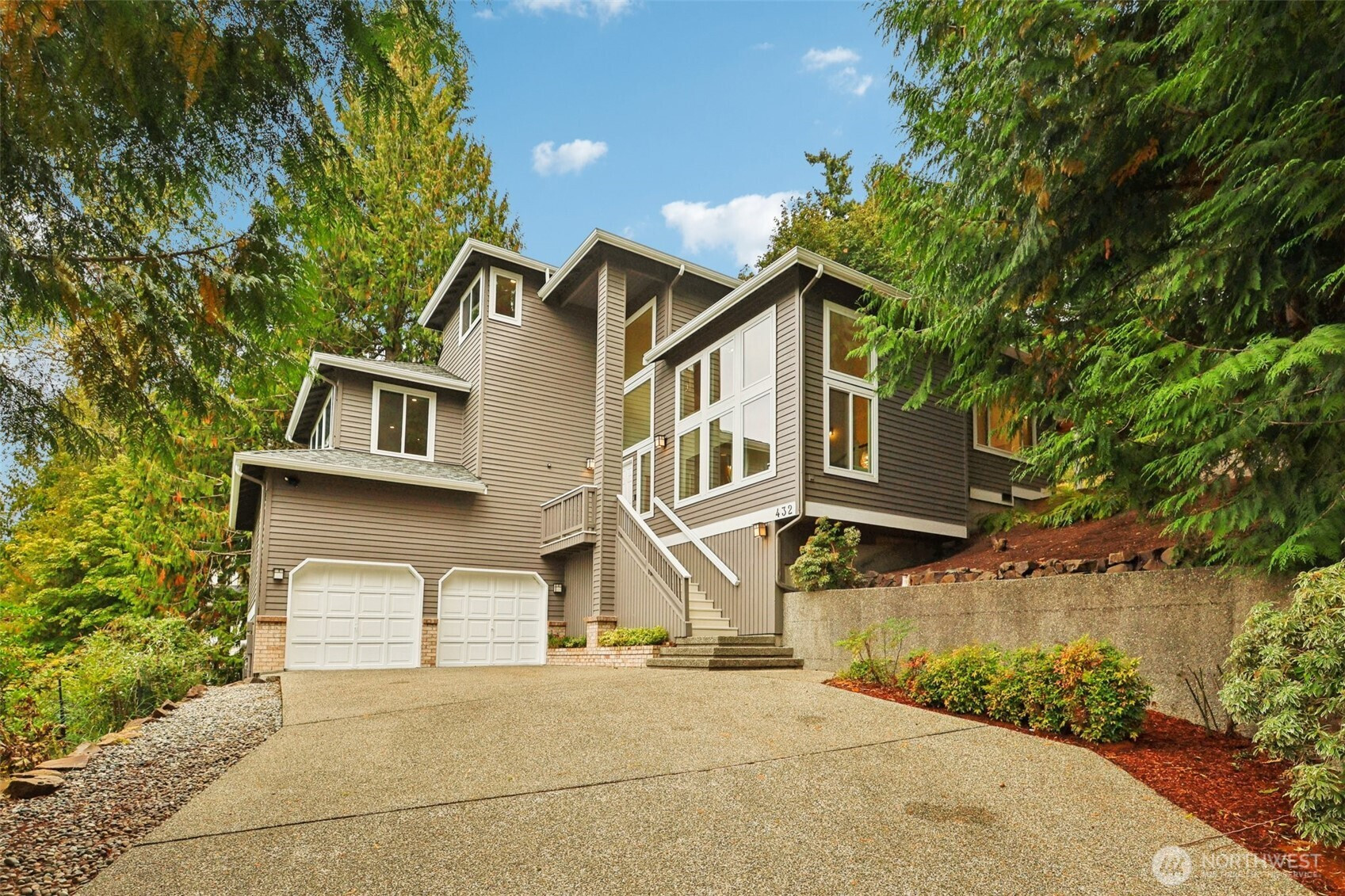 432 209th Avenue NE, Sammamish, WA 98074