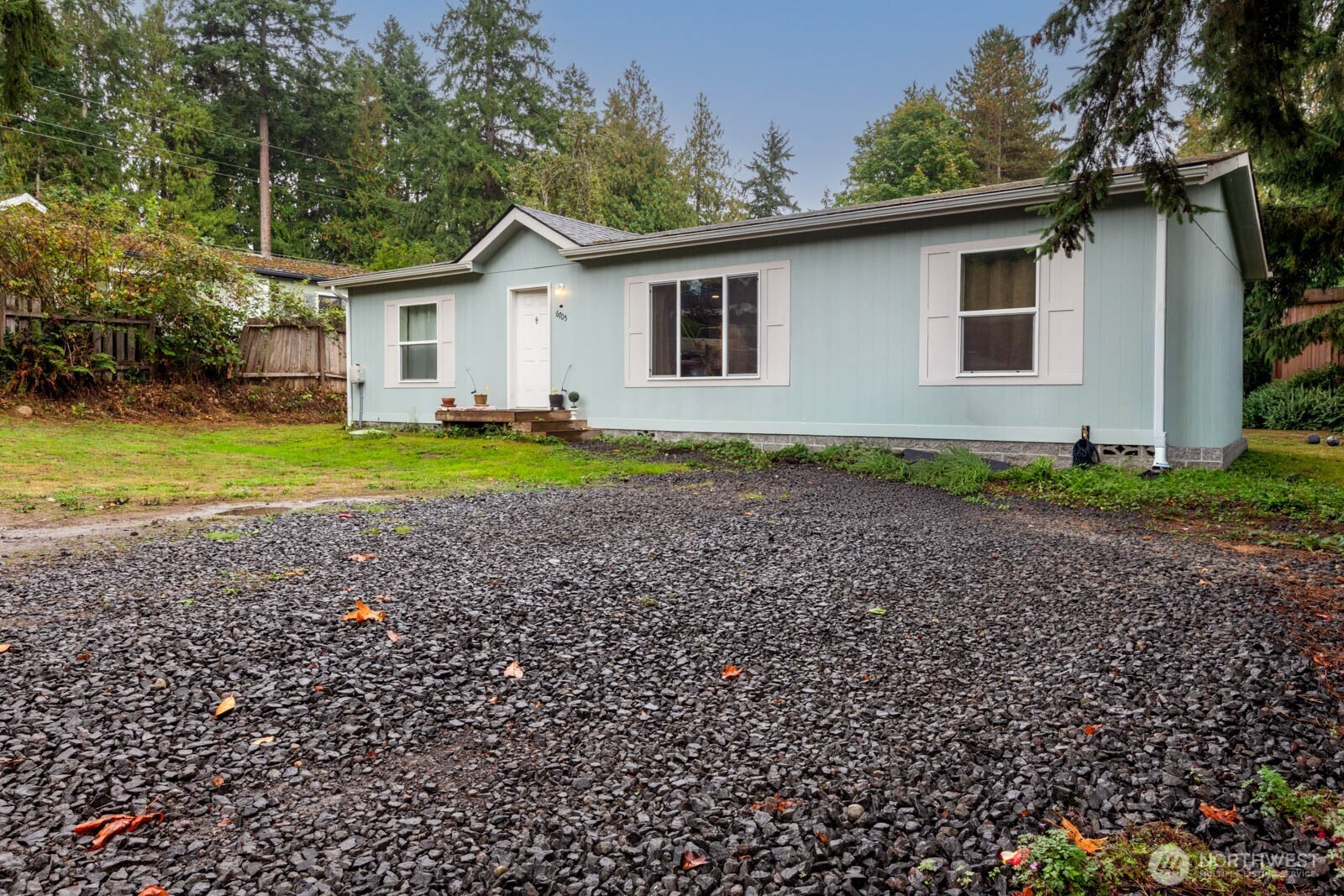 6705 NE Prospect Street, Suquamish, WA 98392