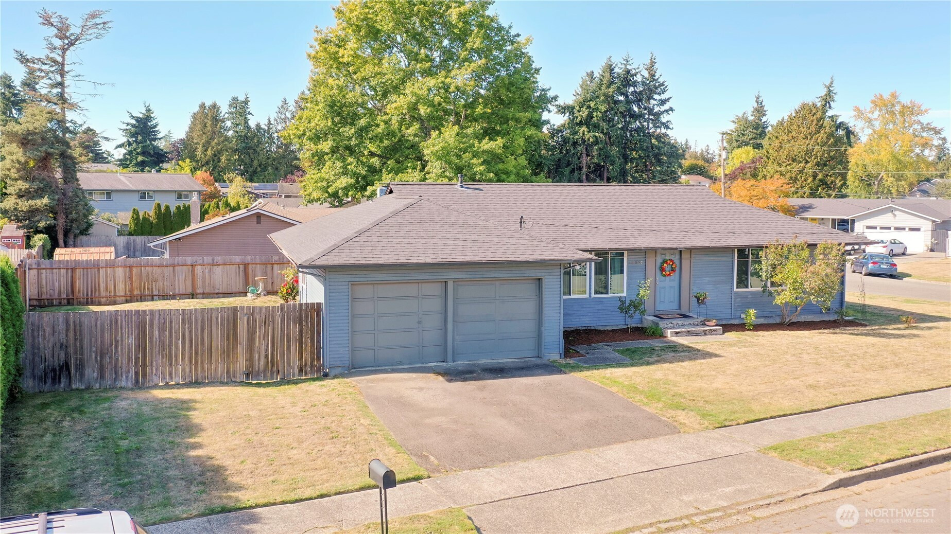 26007 14th Avenue S, Des Moines, WA 98198