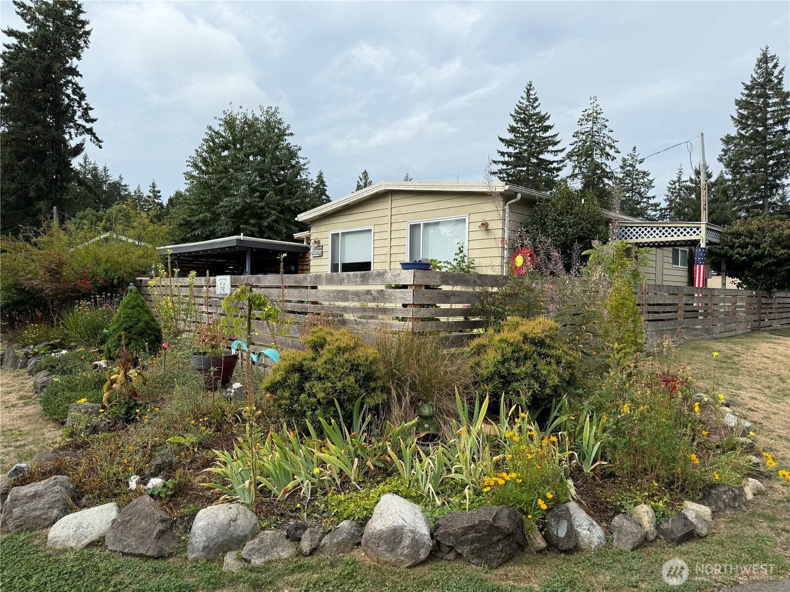 9111 66th Avenue NW, Gig Harbor, WA 98332