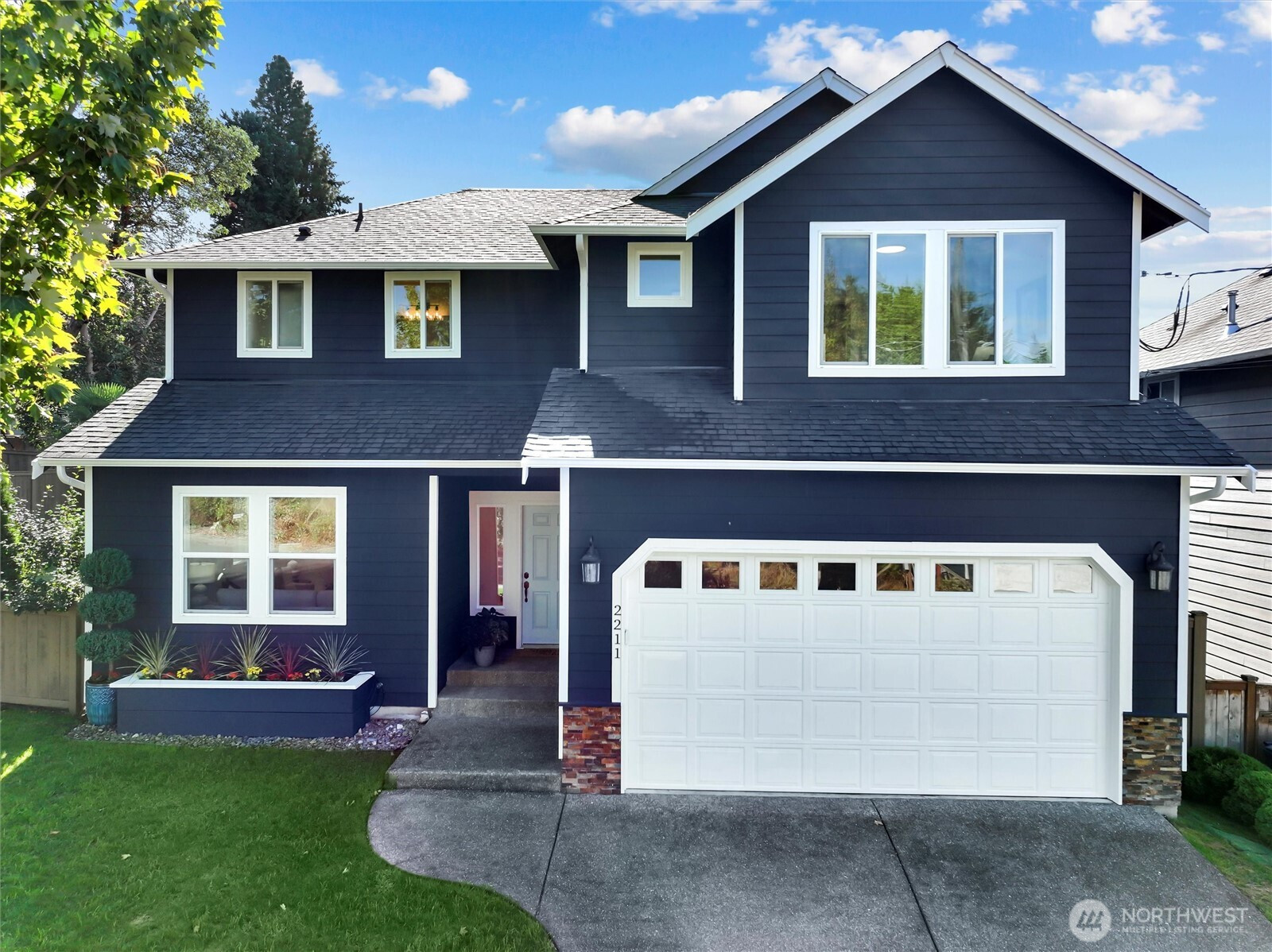 2211 SE 103rd Place, Seattle, WA 98146