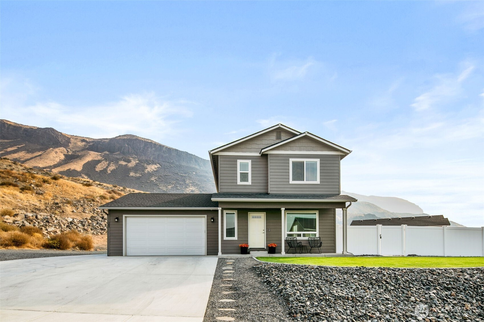 103 George Loop, Rock Island, WA 98850