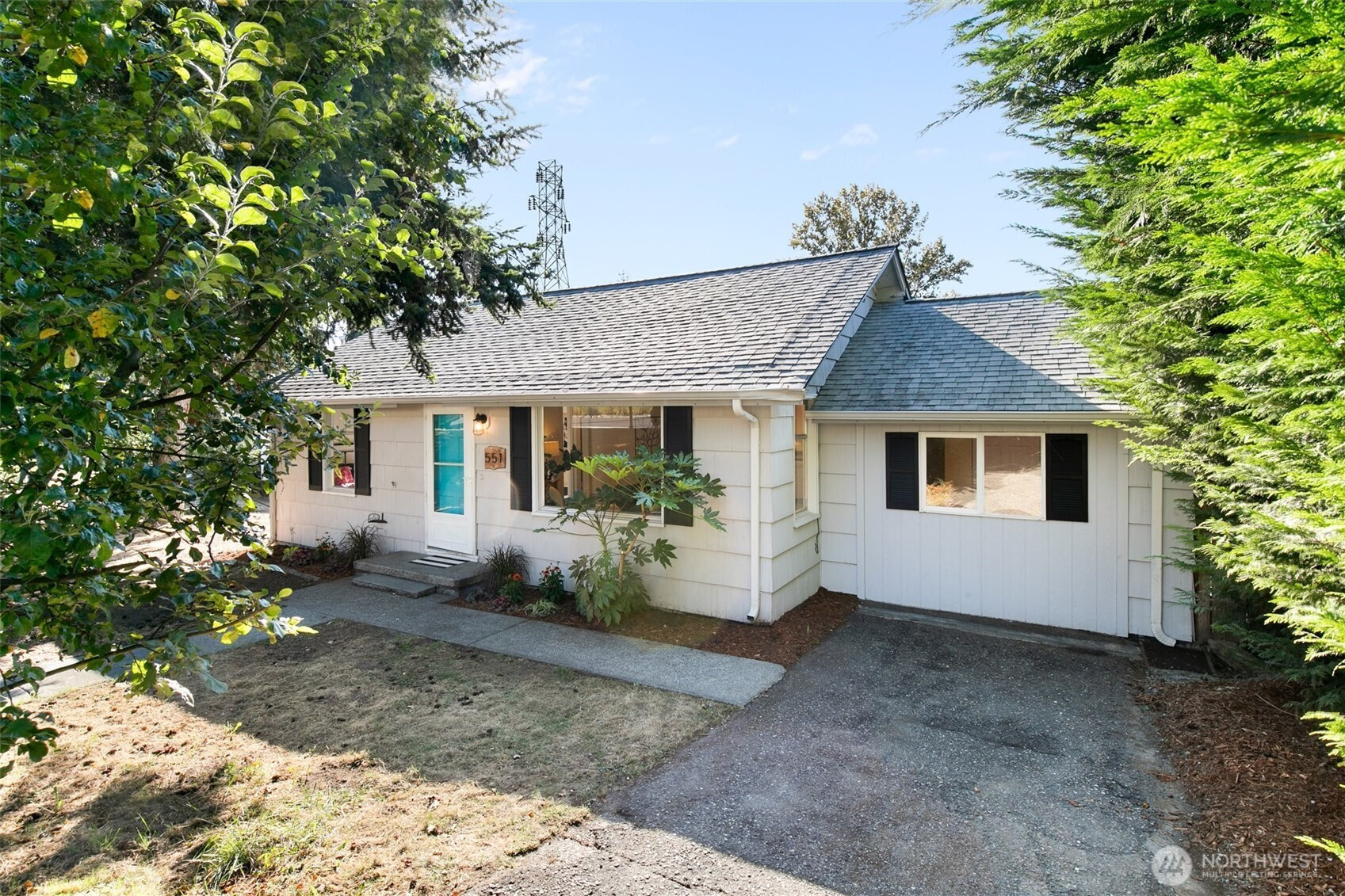 551 Grandey Way NE, Renton, WA 98056