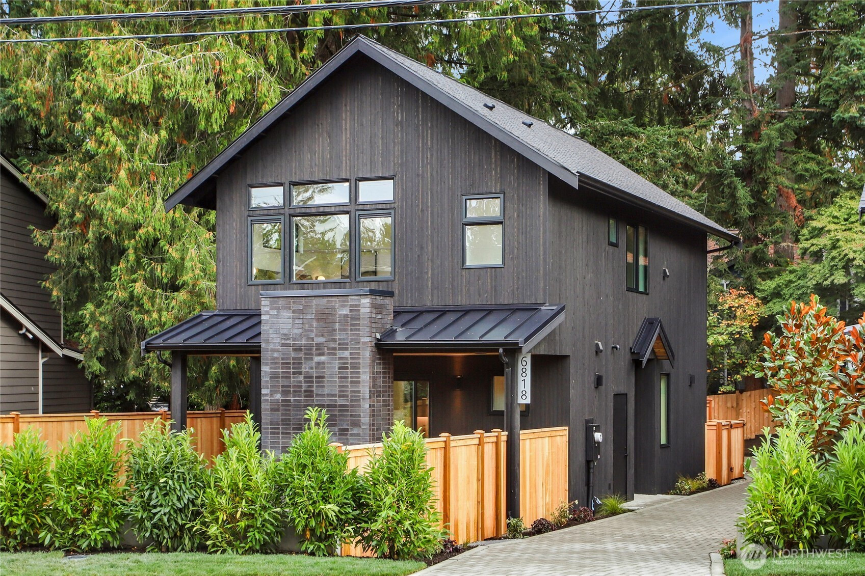 6818 128th Avenue NE, Kirkland, WA 98033