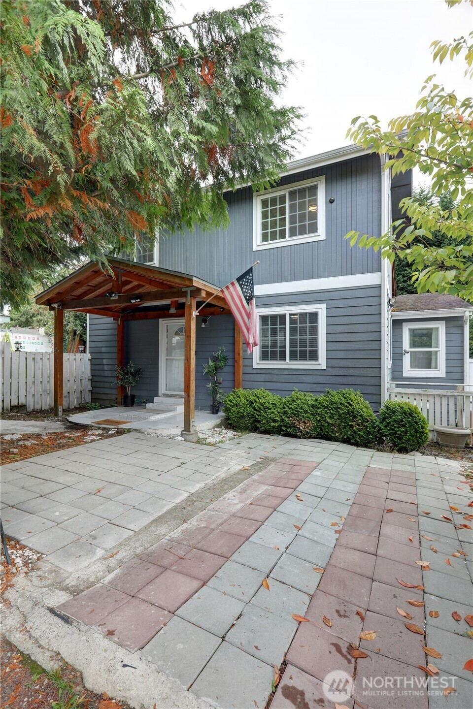 20705 13th Avenue S, SeaTac, WA 98198