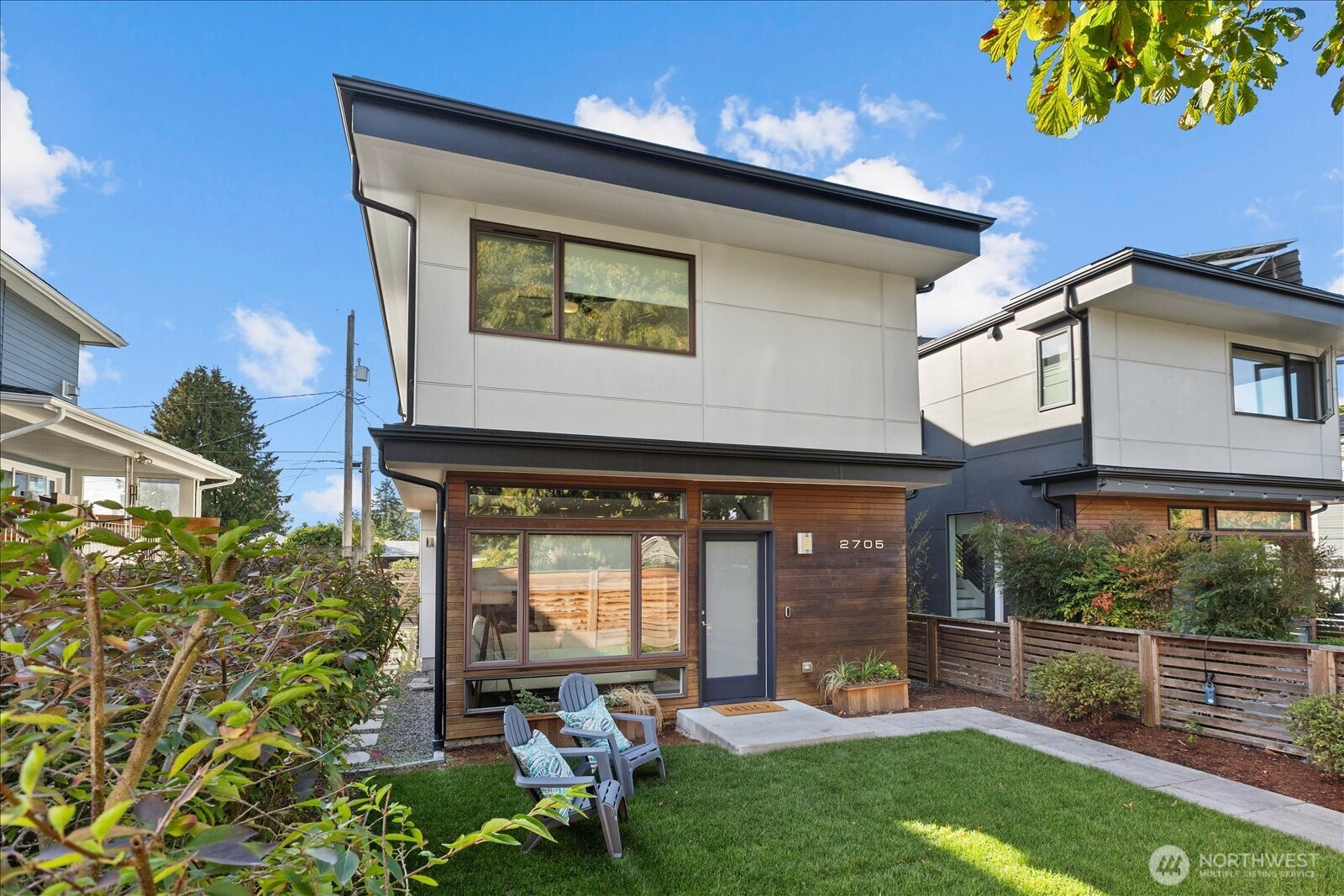 2705 47th Avenue SW, Seattle, WA 98116