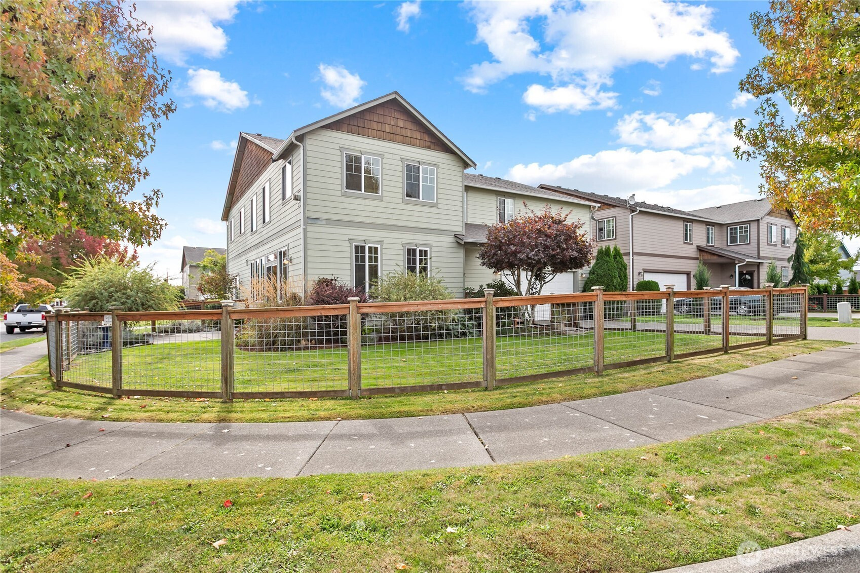 1290 Spruce Circle, Lynden, WA 98264