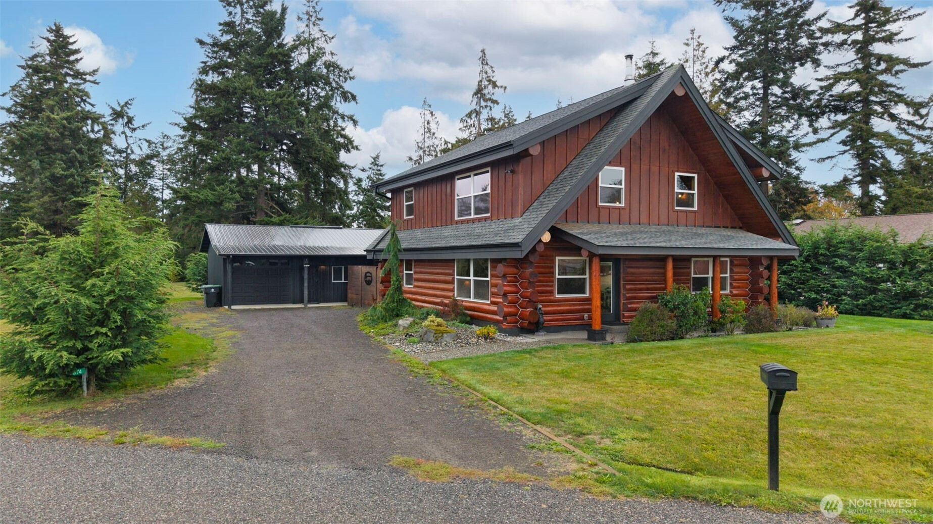 374 Agnew Pkwy, Port Angeles, WA 98362