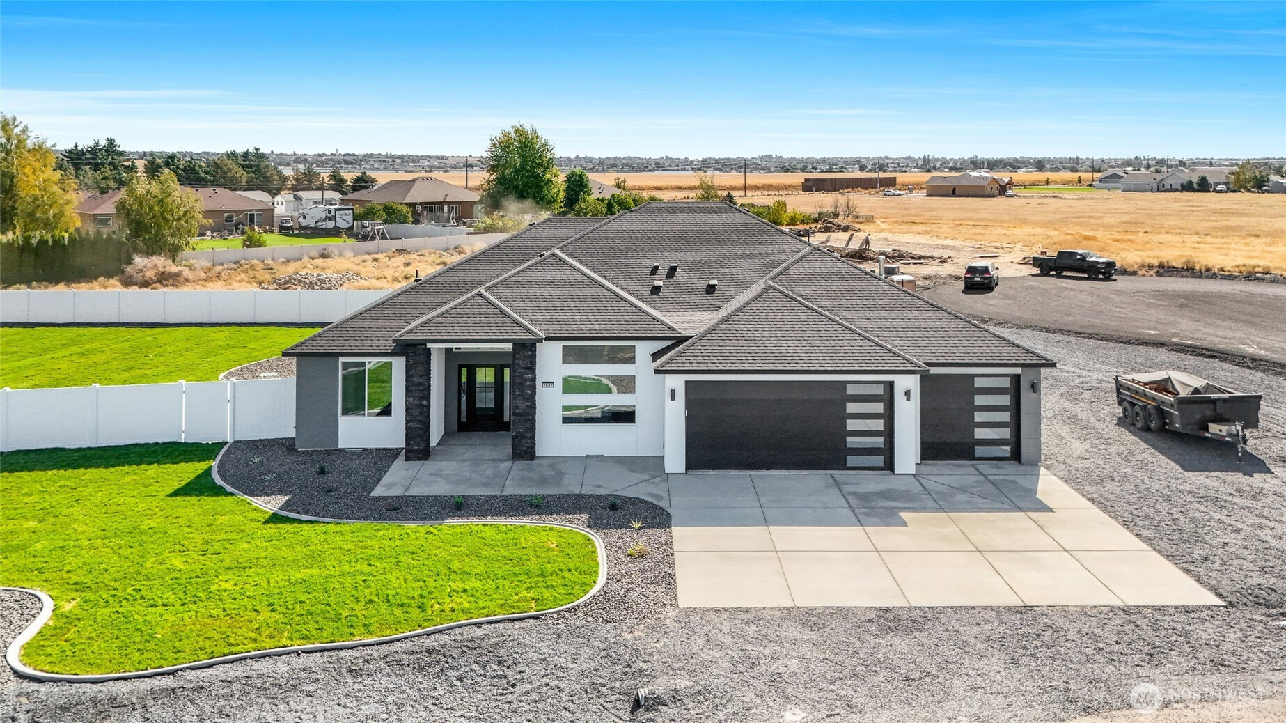7897 Blackbird Loop NE, Moses Lake, WA 98837