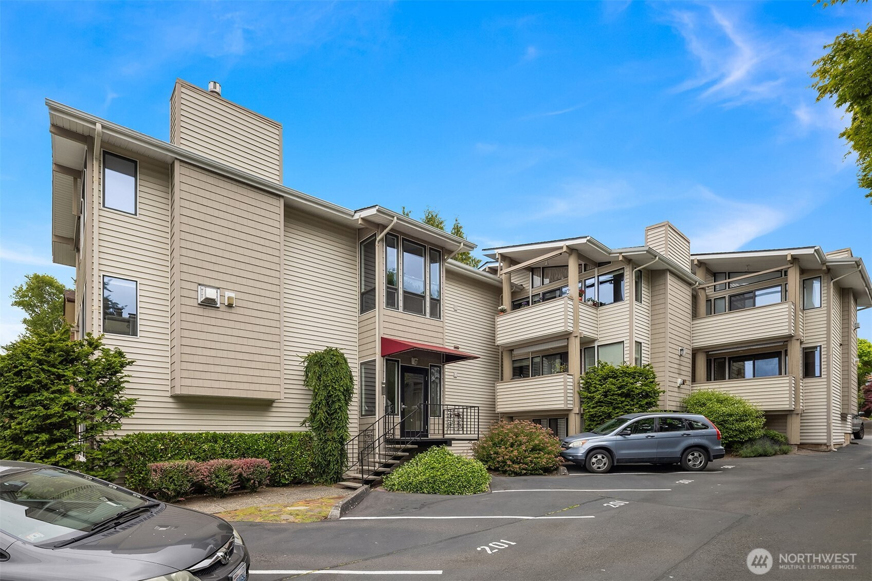 335 3rd Avenue S, Edmonds, WA 98020