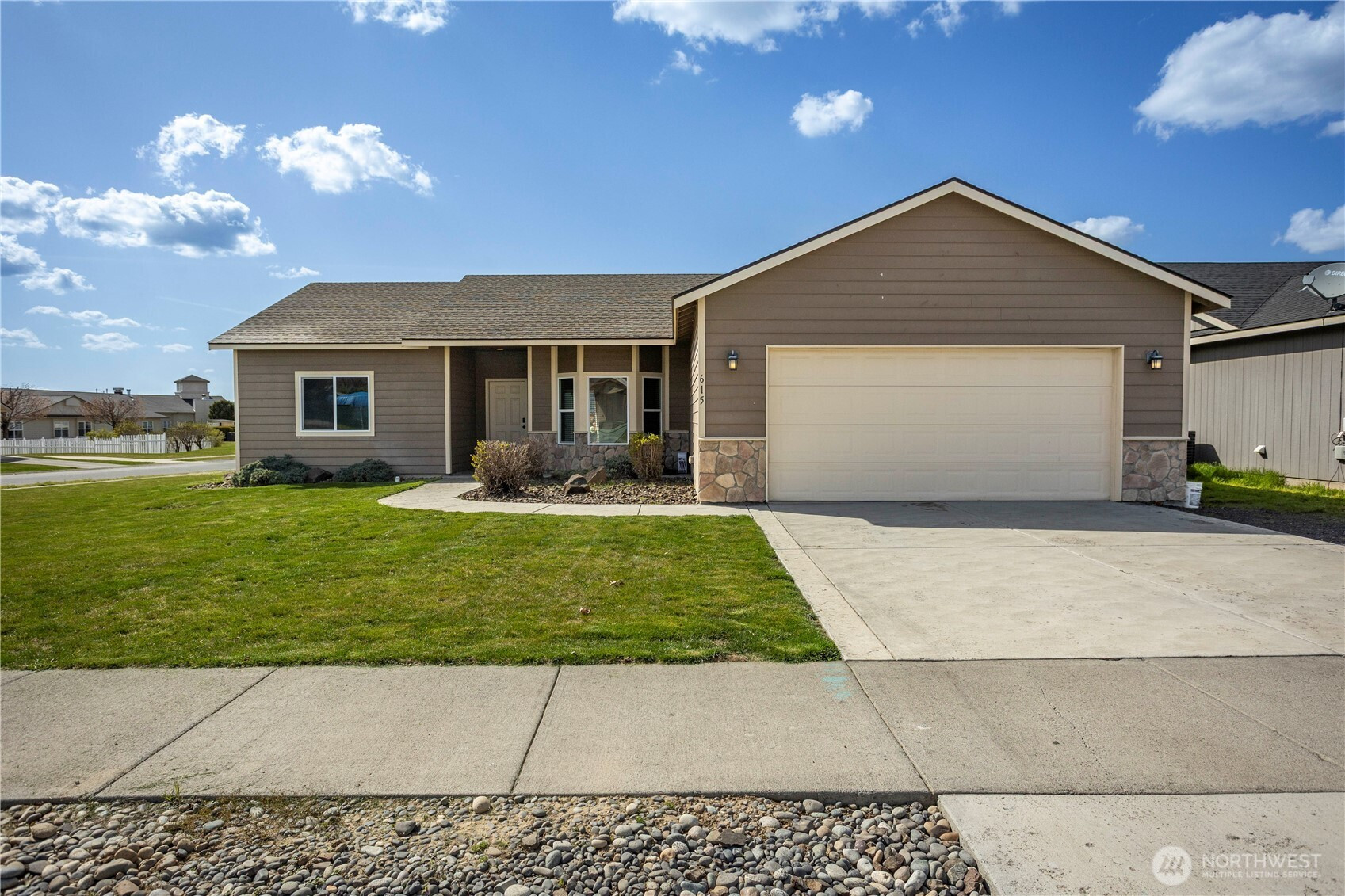 615 N Larkspur Drive, Othello, WA 99344