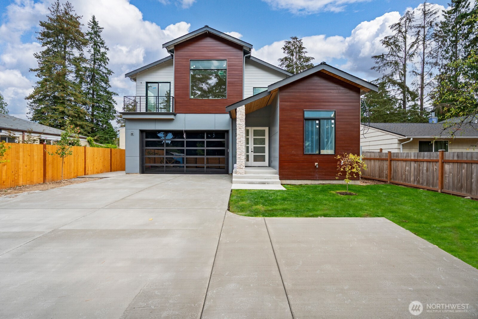 16614 15th Avenue NE, Shoreline, WA 98155