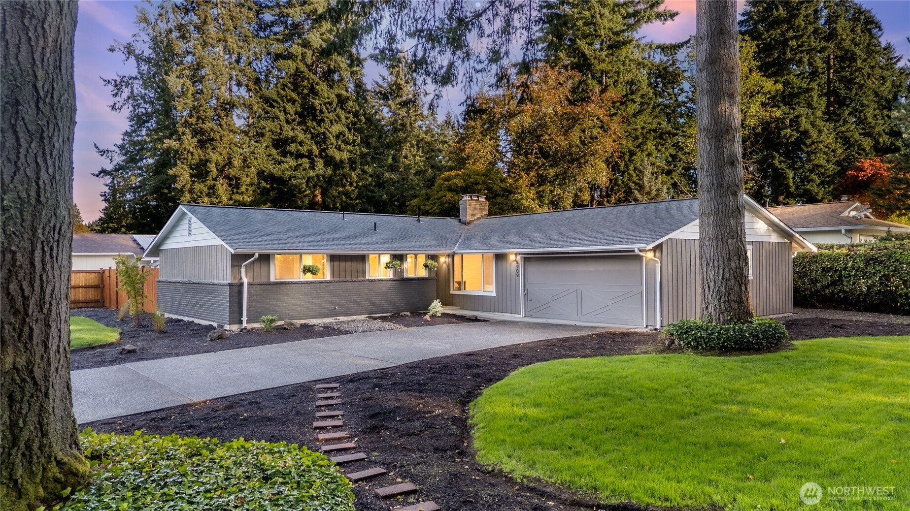 6909 Opal Lane SW, Lakewood, WA 98498