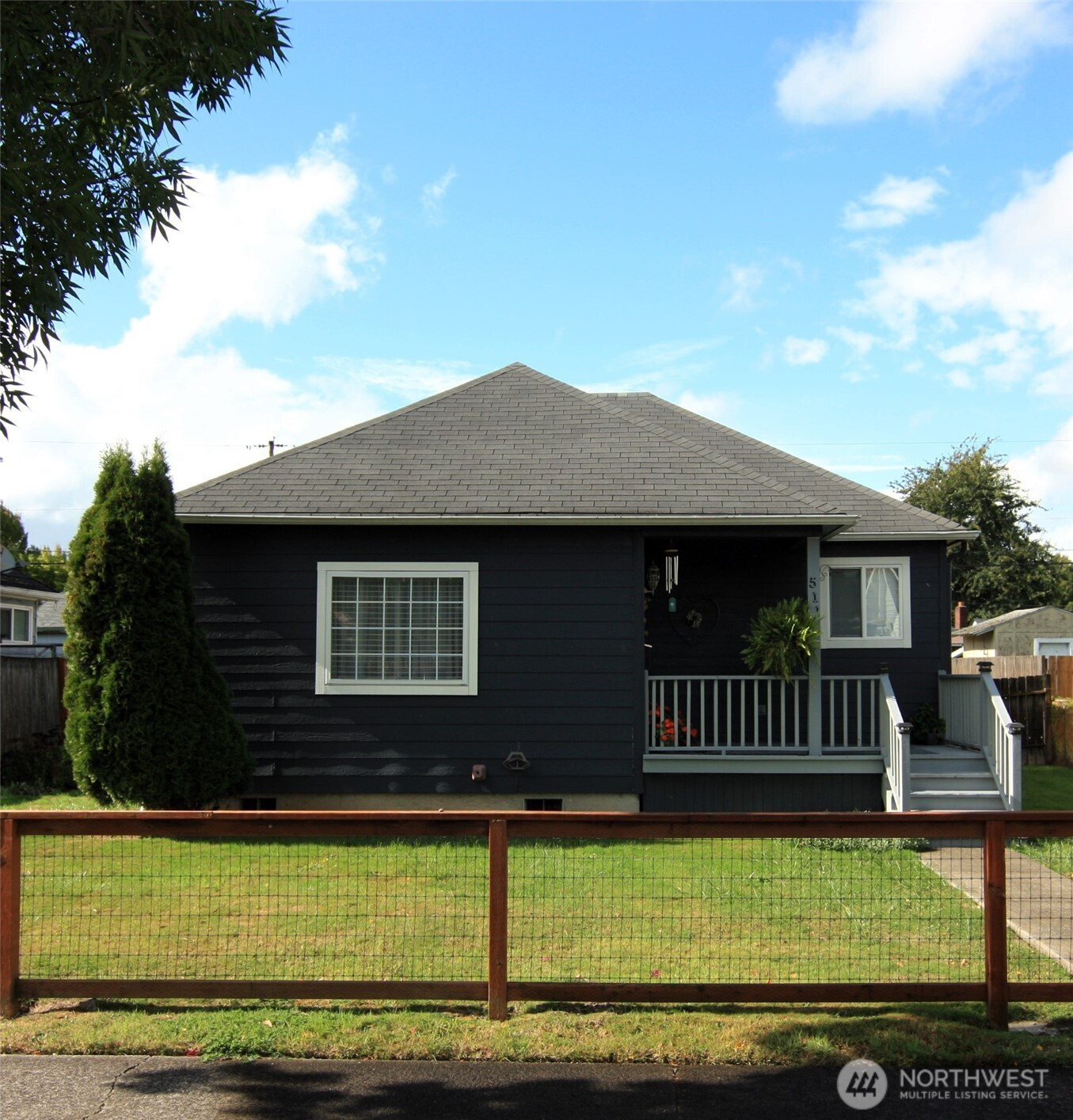 511 16th Avenue, Longview, WA 98632