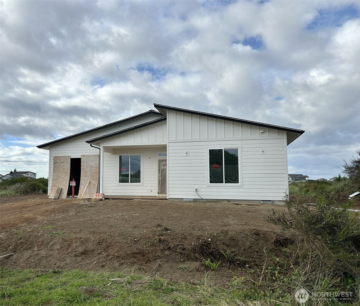 1383 Sand Pebble Avenue, Ocean Shores, WA 98569