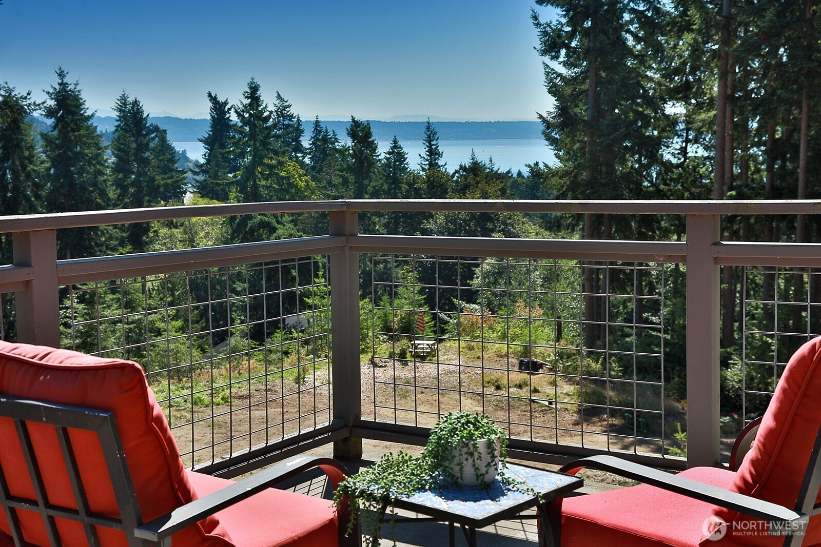 3673 Kingston Court, Clinton, WA 98236