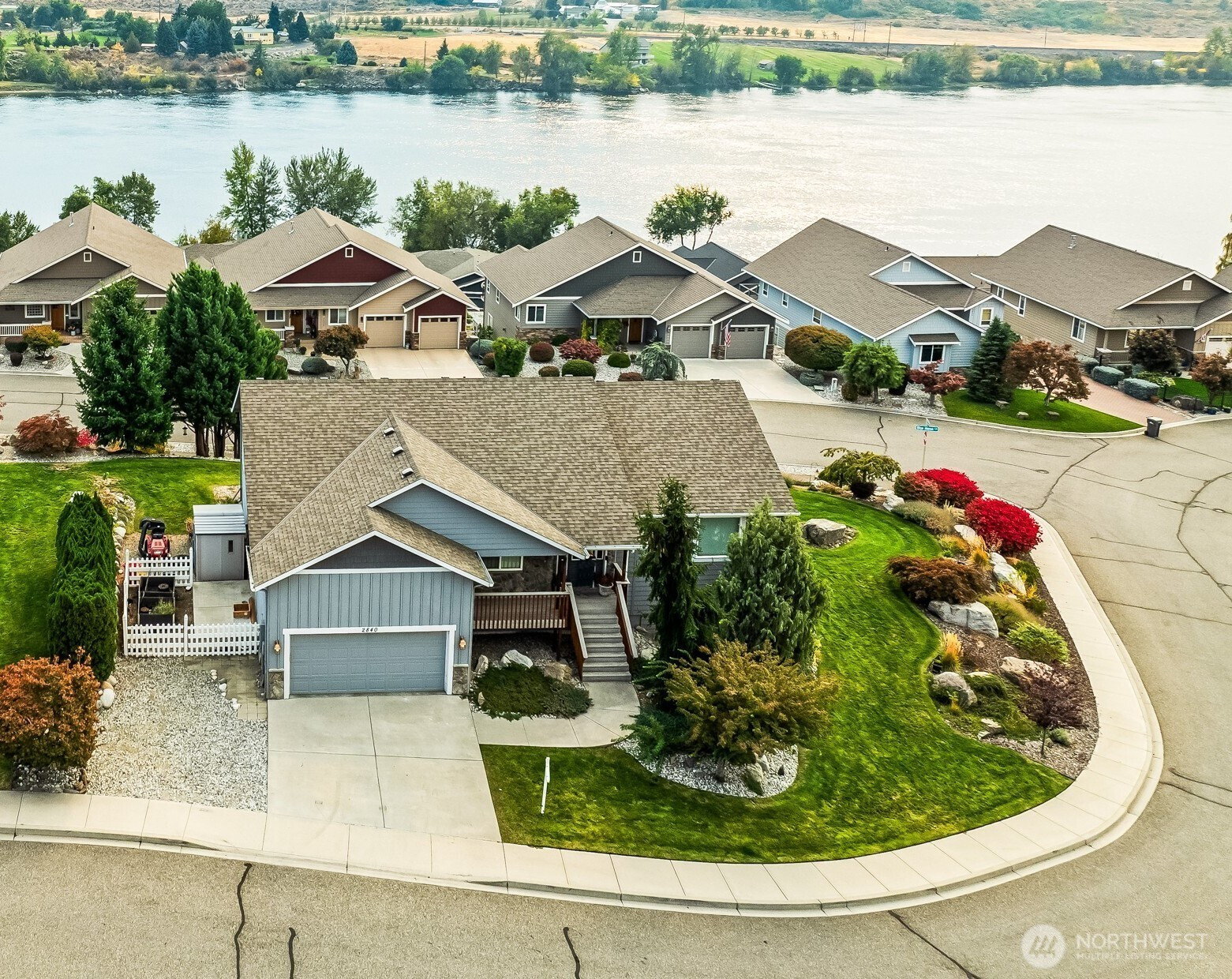 2840 Akamai Way, East Wenatchee, WA 98802