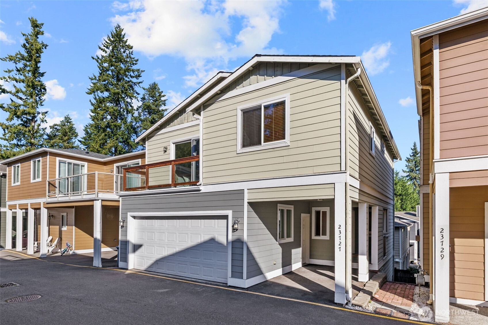 23727 80th Court W, Edmonds, WA 98026