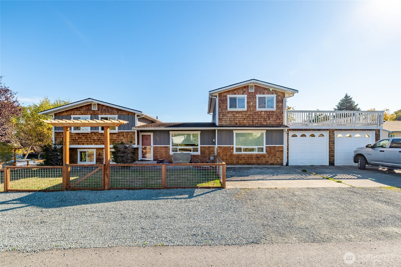 1607 B Avenue, Anacortes, WA 98221