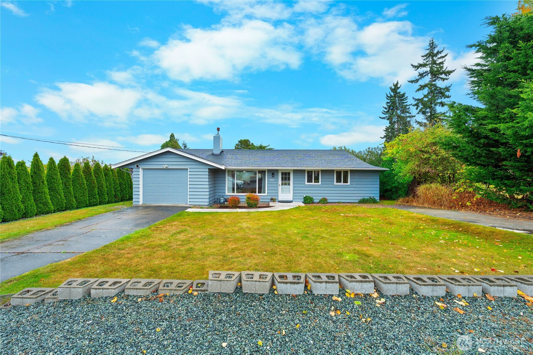 3915 L Avenue, Anacortes, WA 98221