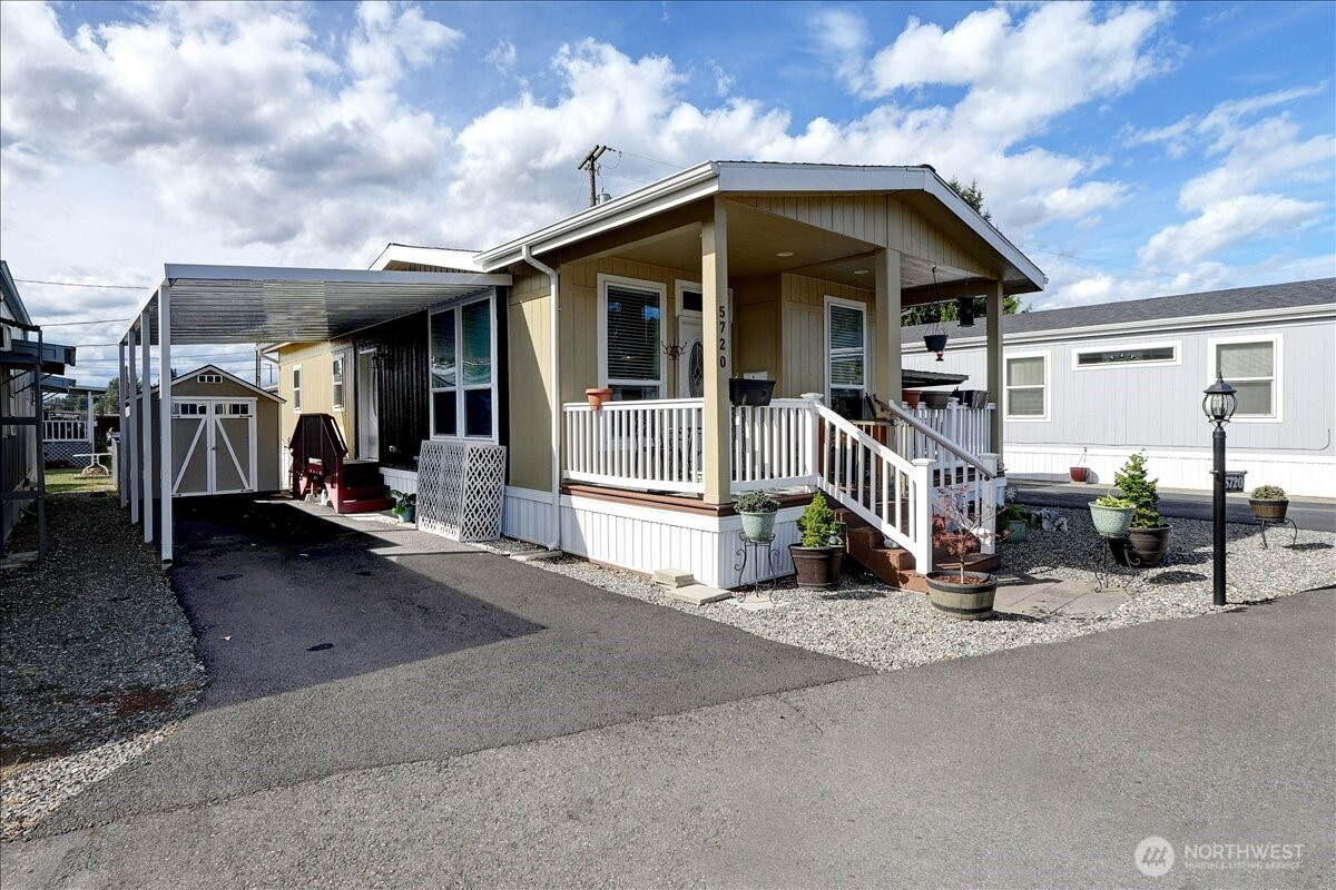 5720 113th Avenue E, Puyallup, WA 98372