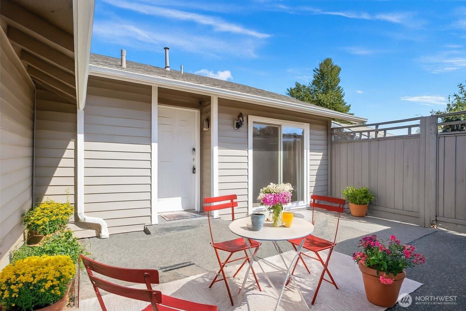 901 E Marine View Drive, Everett, WA 98201
