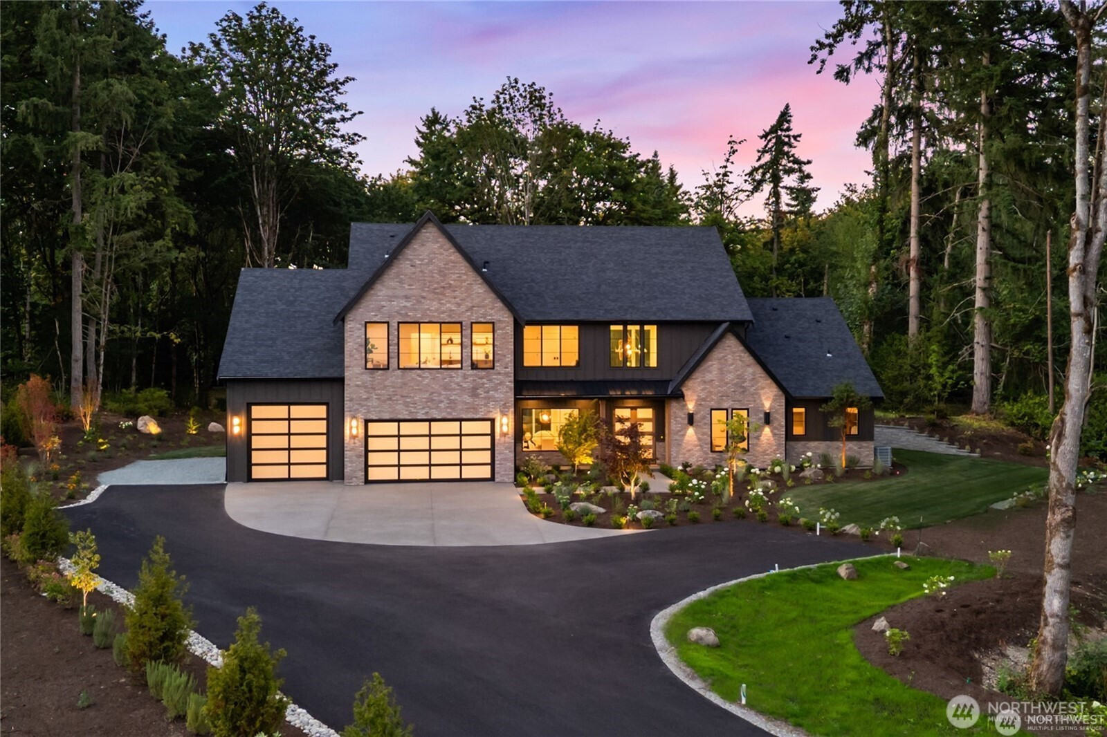 16654 195th Street NE, Woodinville, WA 98072