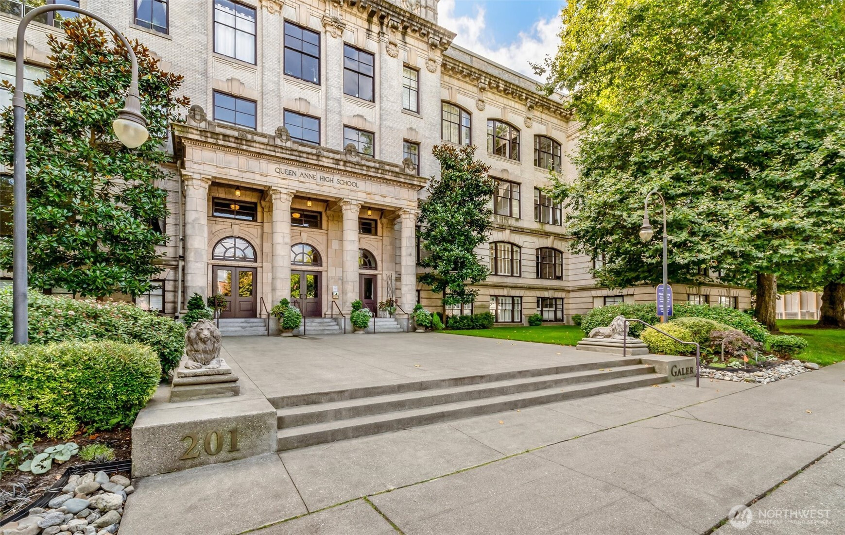 201 Galer Street, Seattle, WA 98109