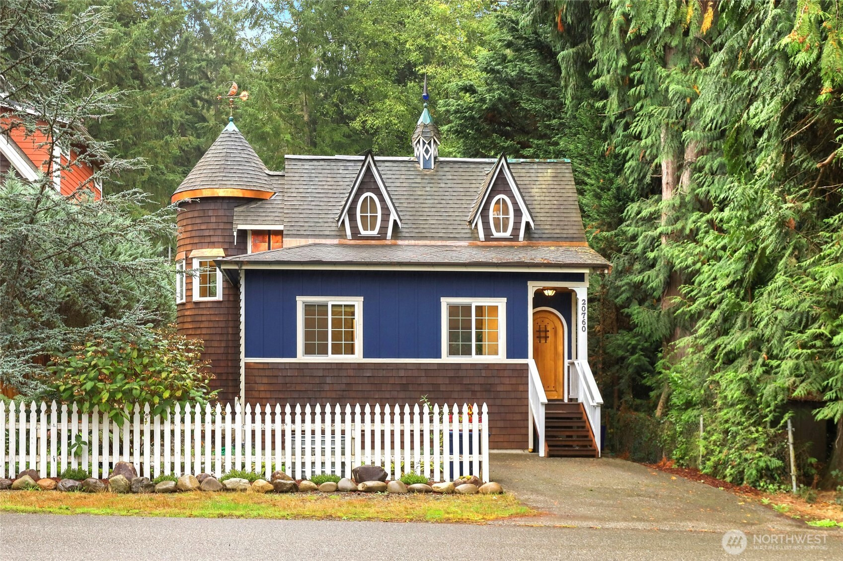 20760 Greenwood Street NE, Indianola, WA 98342