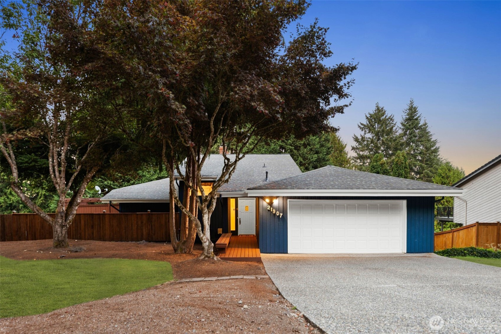 21907 3rd Avenue SE, Bothell, WA 98021