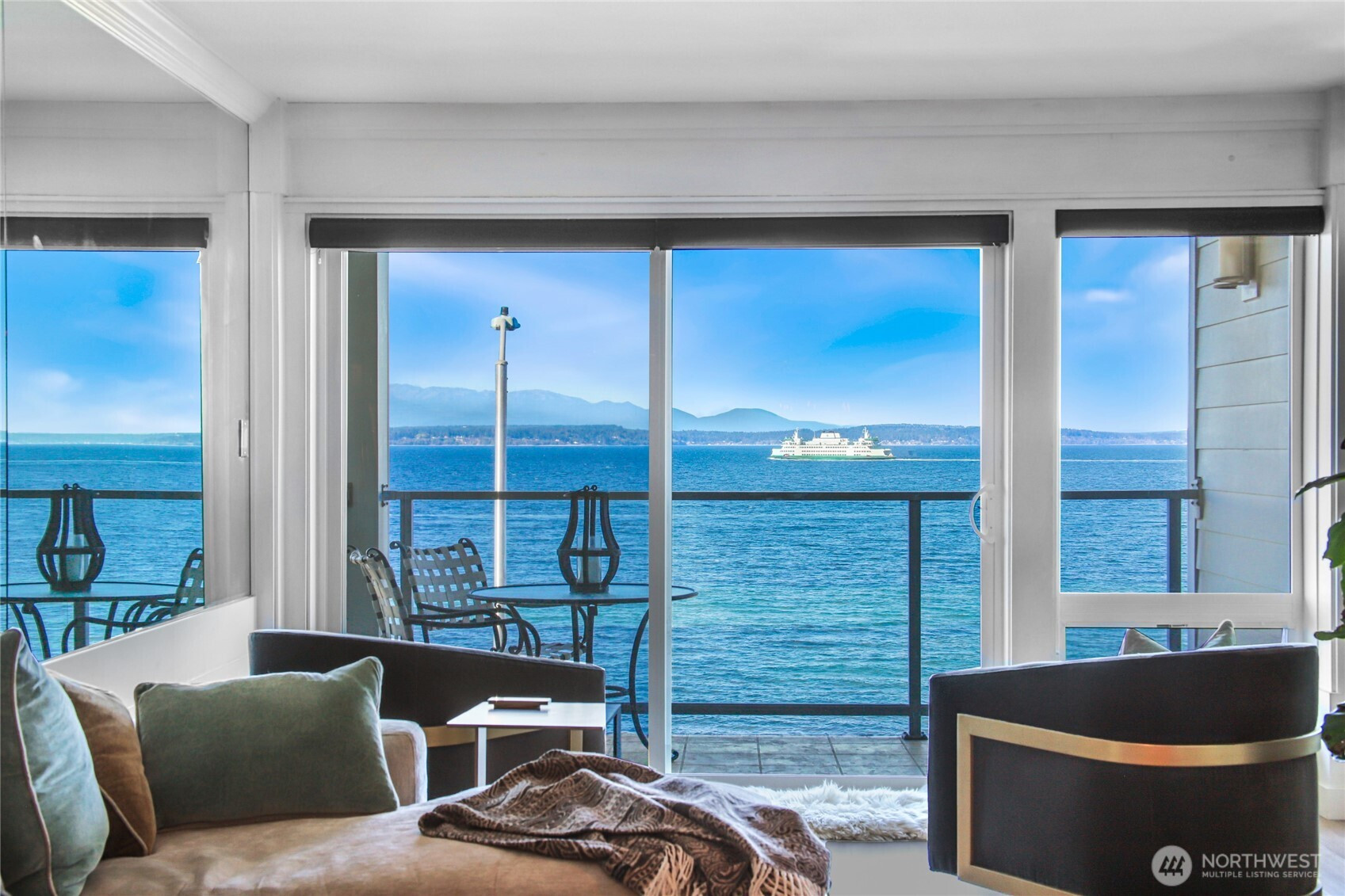 1526 Alki Avenue SW, Seattle, WA 98116