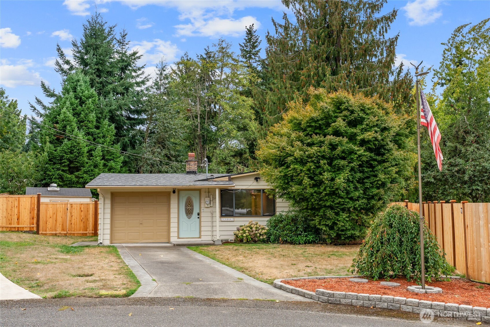 33007 27th Avenue SW, Federal Way, WA 98023
